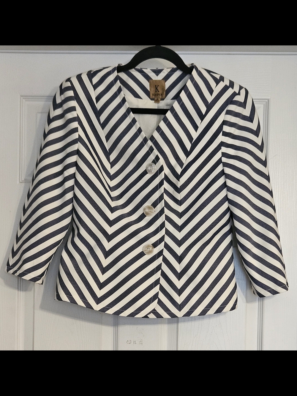 KASPER Women's White/Blue Striped Lined Blazer Sz 8 Pre-Owned